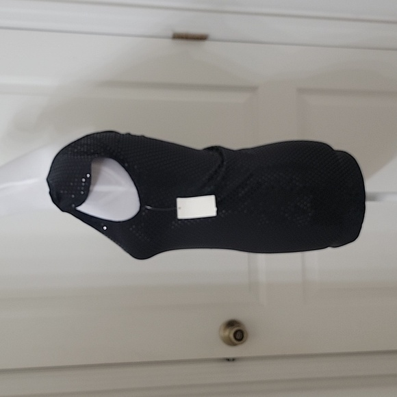 Love Tease Size M Black with Black Flat Sequins Single Shoulder Sleeveless Top - Picture 4 of 13